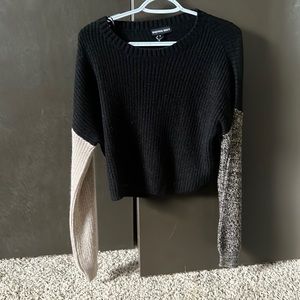Crop top sweater, with two different colored sleeves